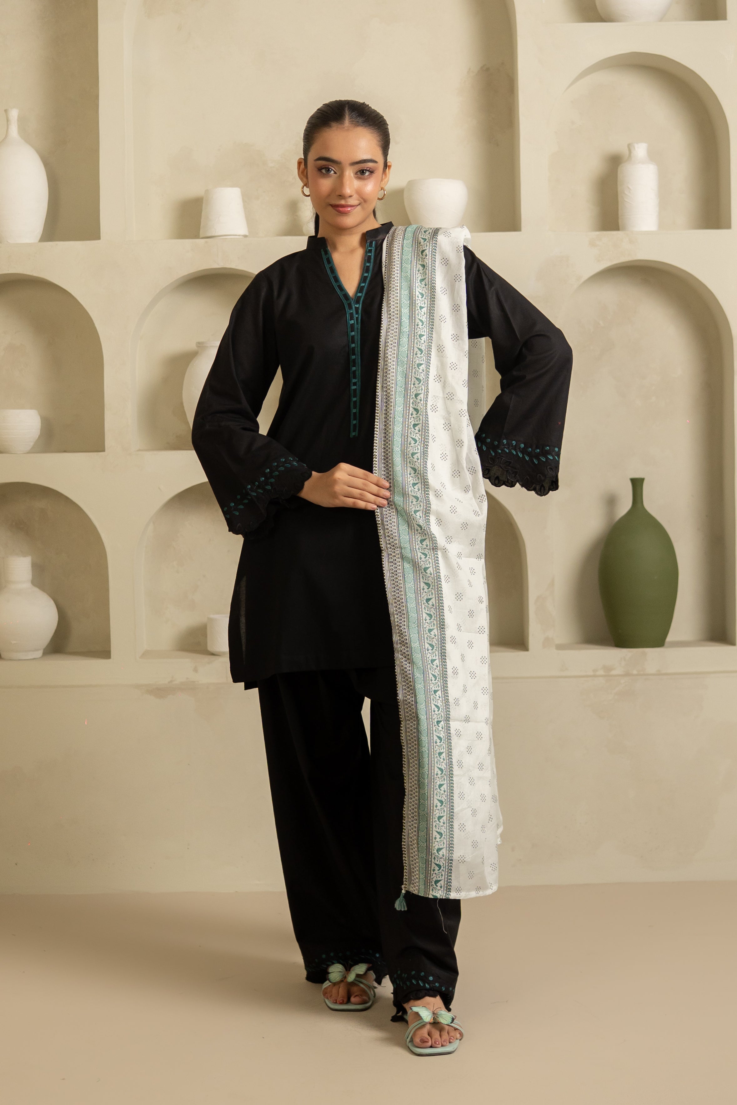 SIA SET 3pc (Farshi shalwar)